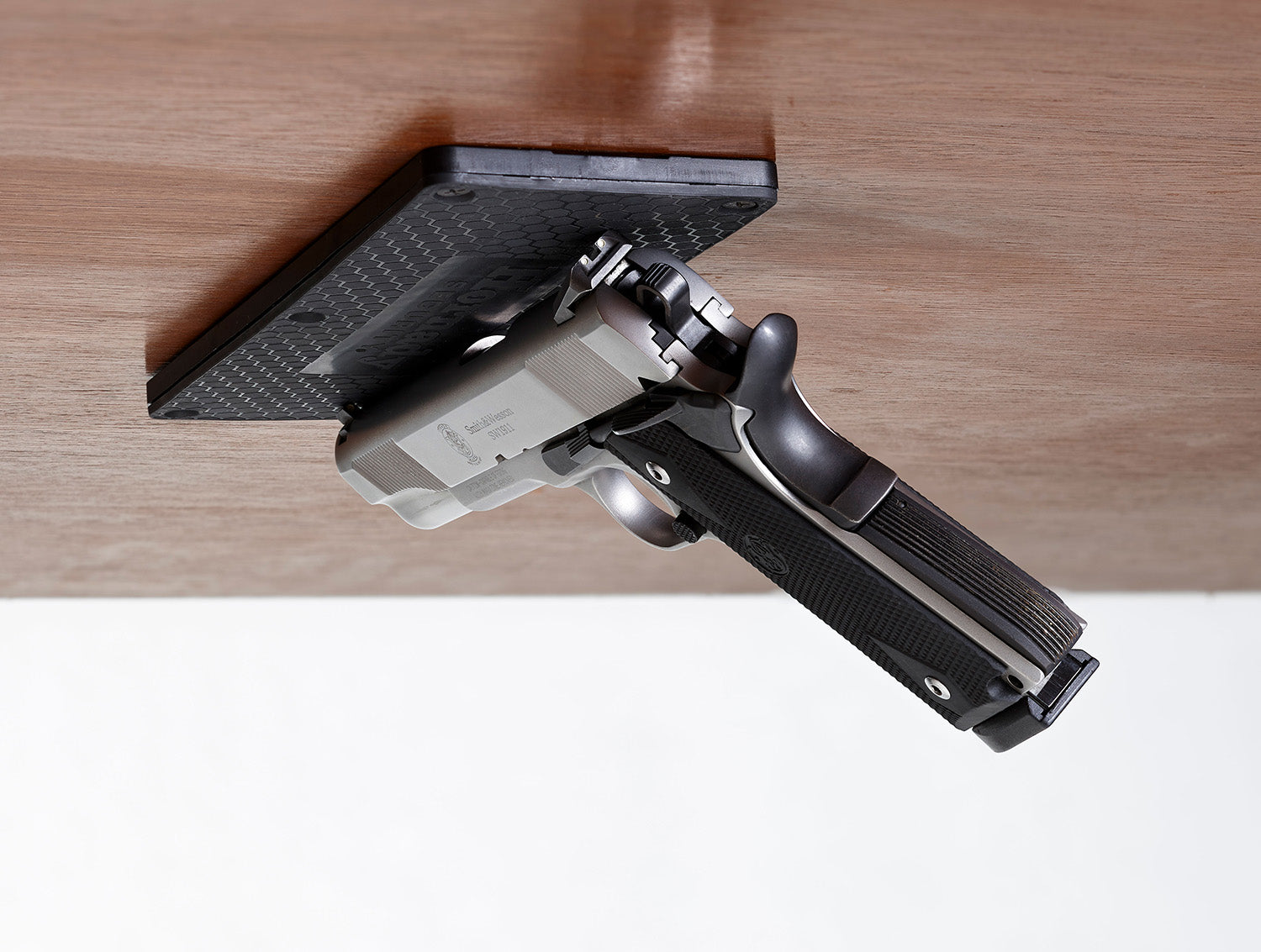 HORN 95910 MAGNETIC GUN HOLDER