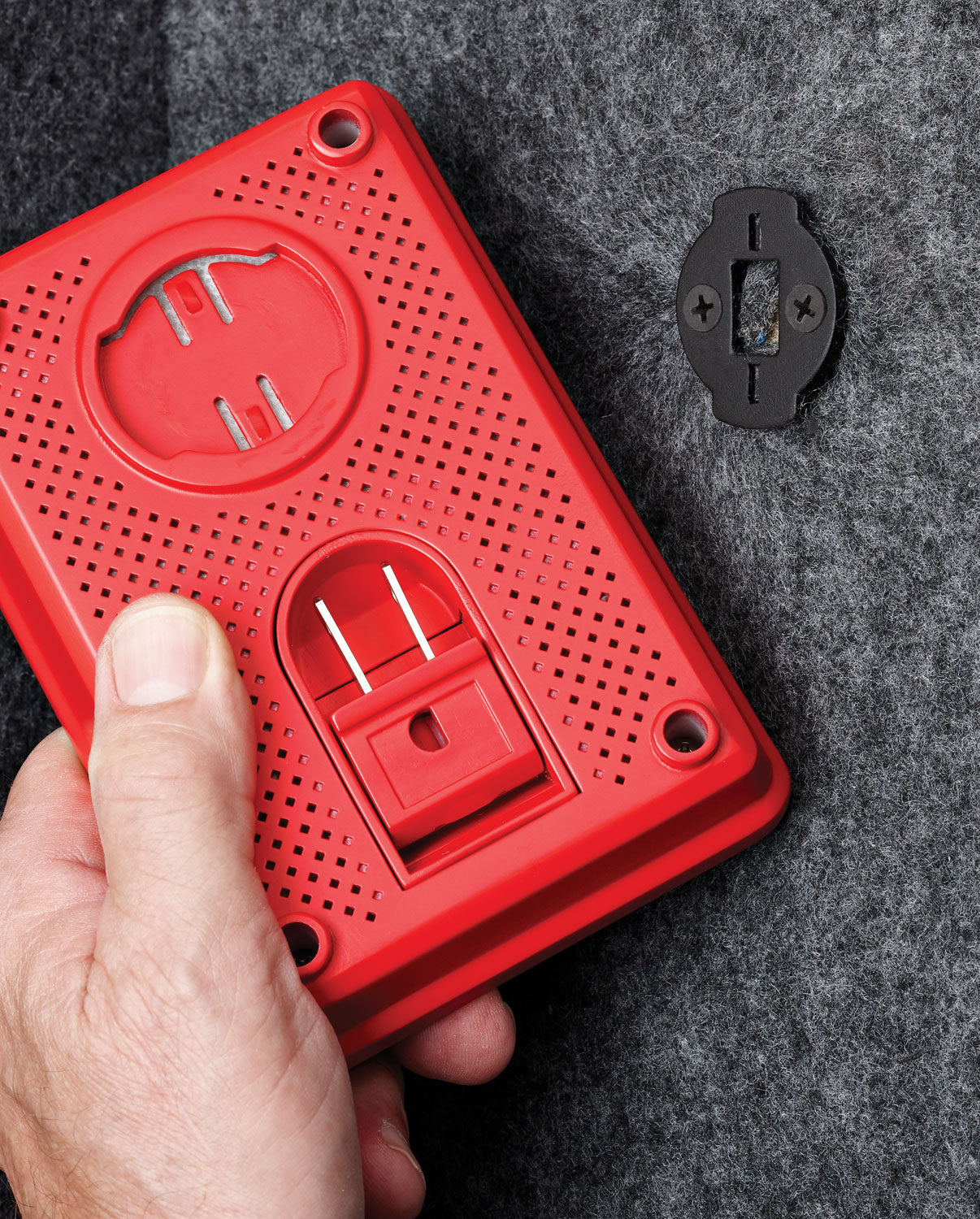 HORN 95900   RECHARGEABLE GUN SAFE DEHUMIDIFIER