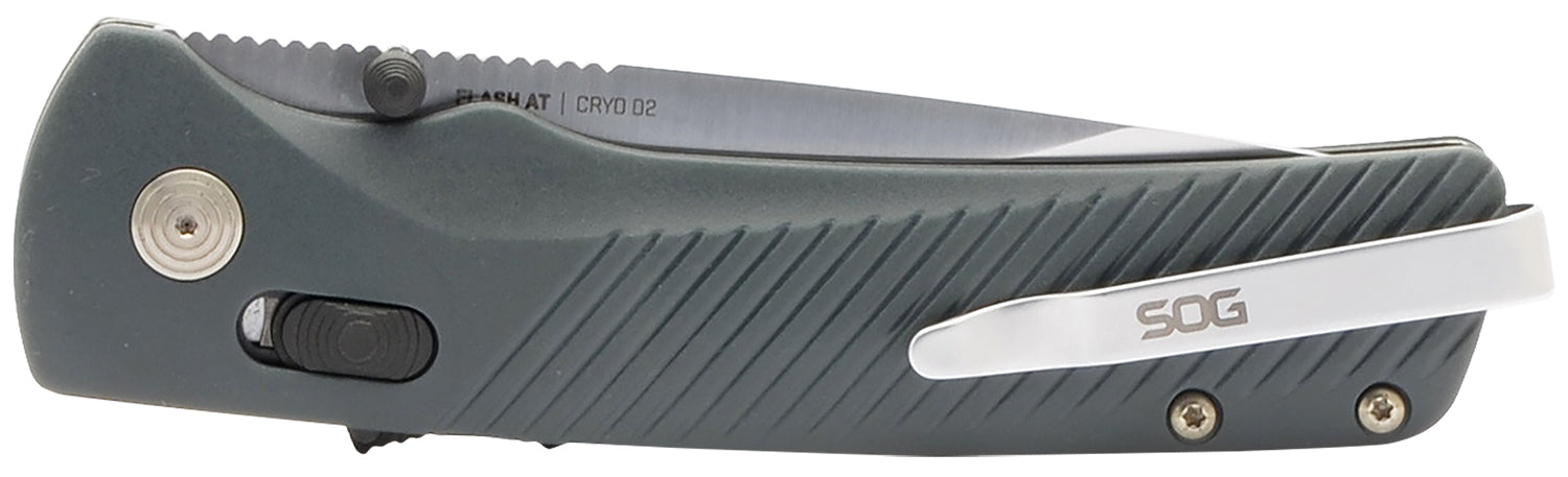 SOG 11-18-11-41  FLASH AT URBAN GRY SATIN PEG BOX